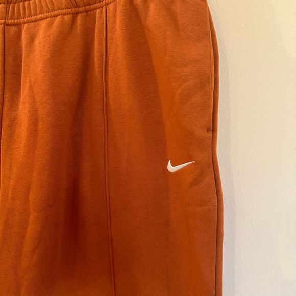NEW Nike Women's Loose Fit Mid Rise Sweatpants sz XL Dark Orange - Picture 9 of 10